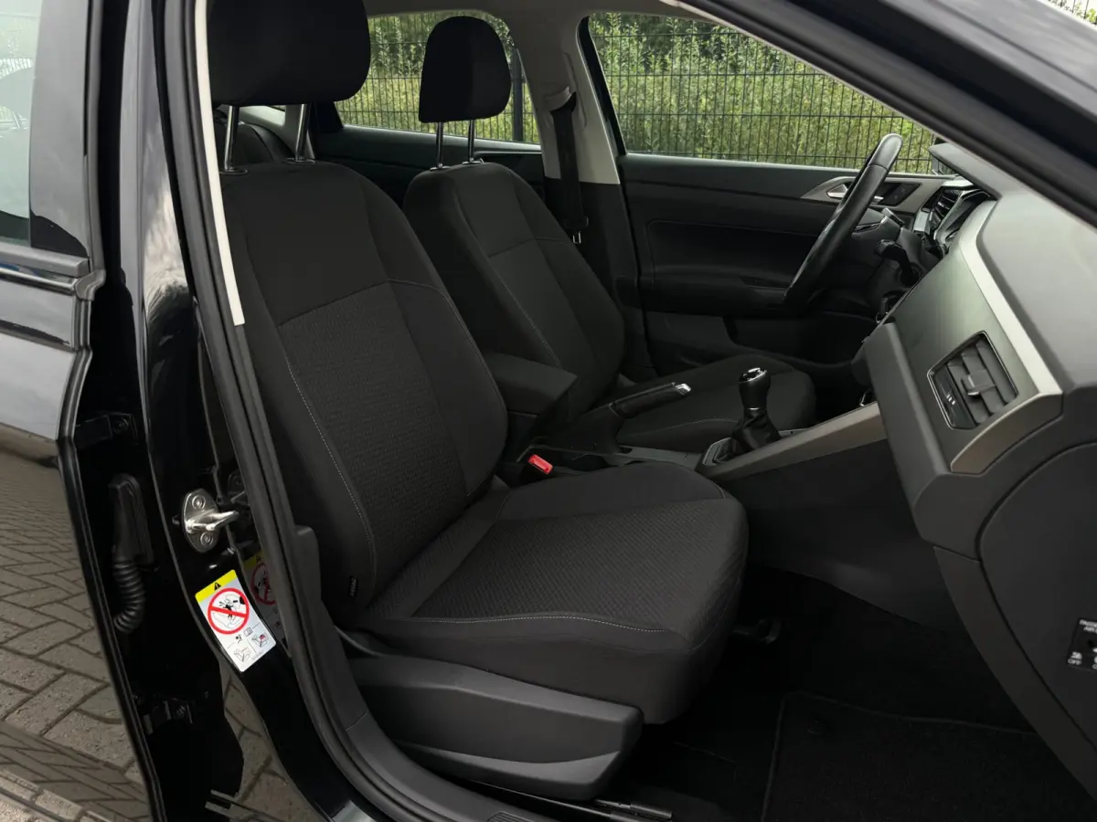 1.0 TSI Comfortline | Carplay | PDC | Trekhaak| NAVI | Bluetooth |