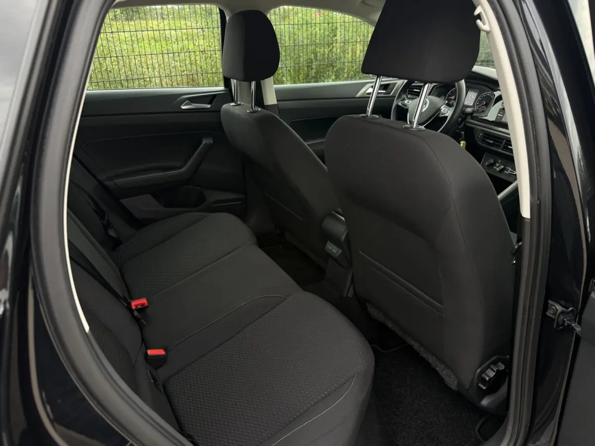 1.0 TSI Comfortline | Carplay | PDC | Trekhaak| NAVI | Bluetooth |