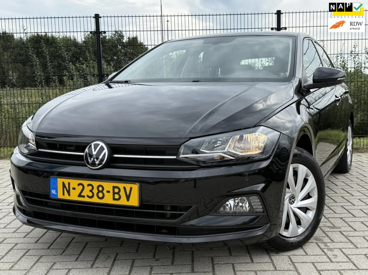 1.0 TSI Comfortline | Carplay | PDC | Trekhaak| NAVI | Bluetooth |