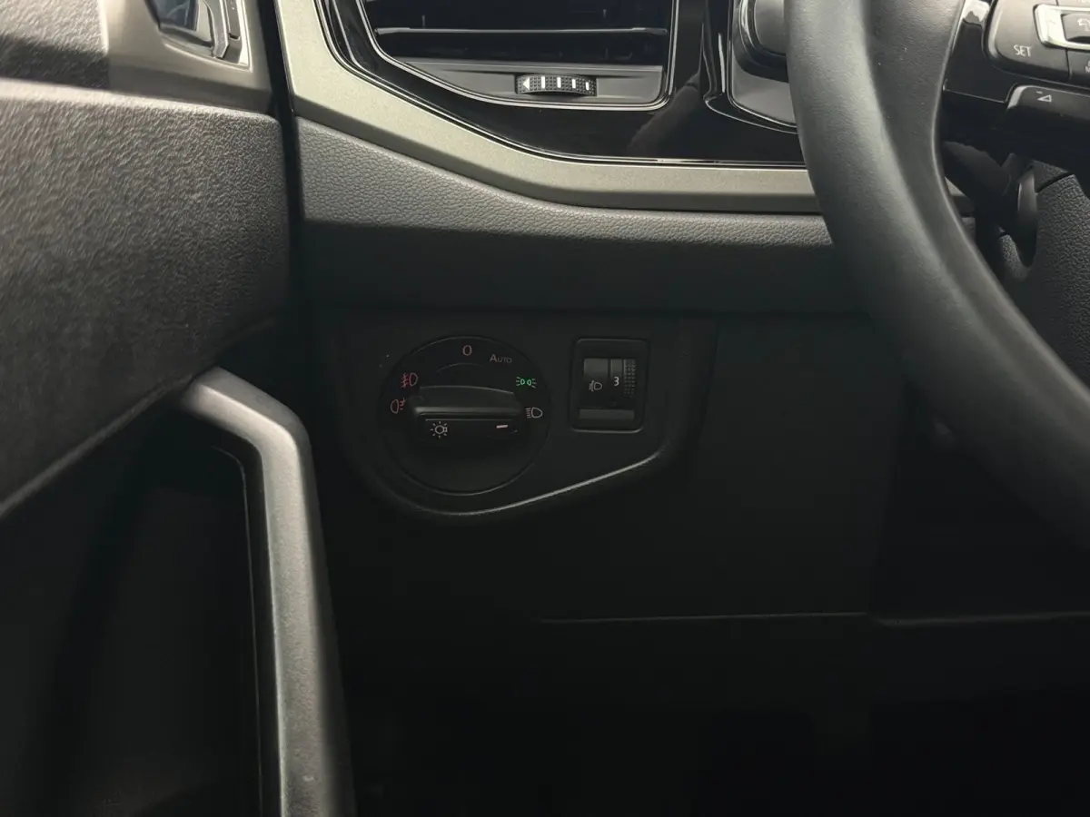 1.0 TSI Comfortline | Carplay | PDC | Trekhaak| NAVI | Bluetooth |