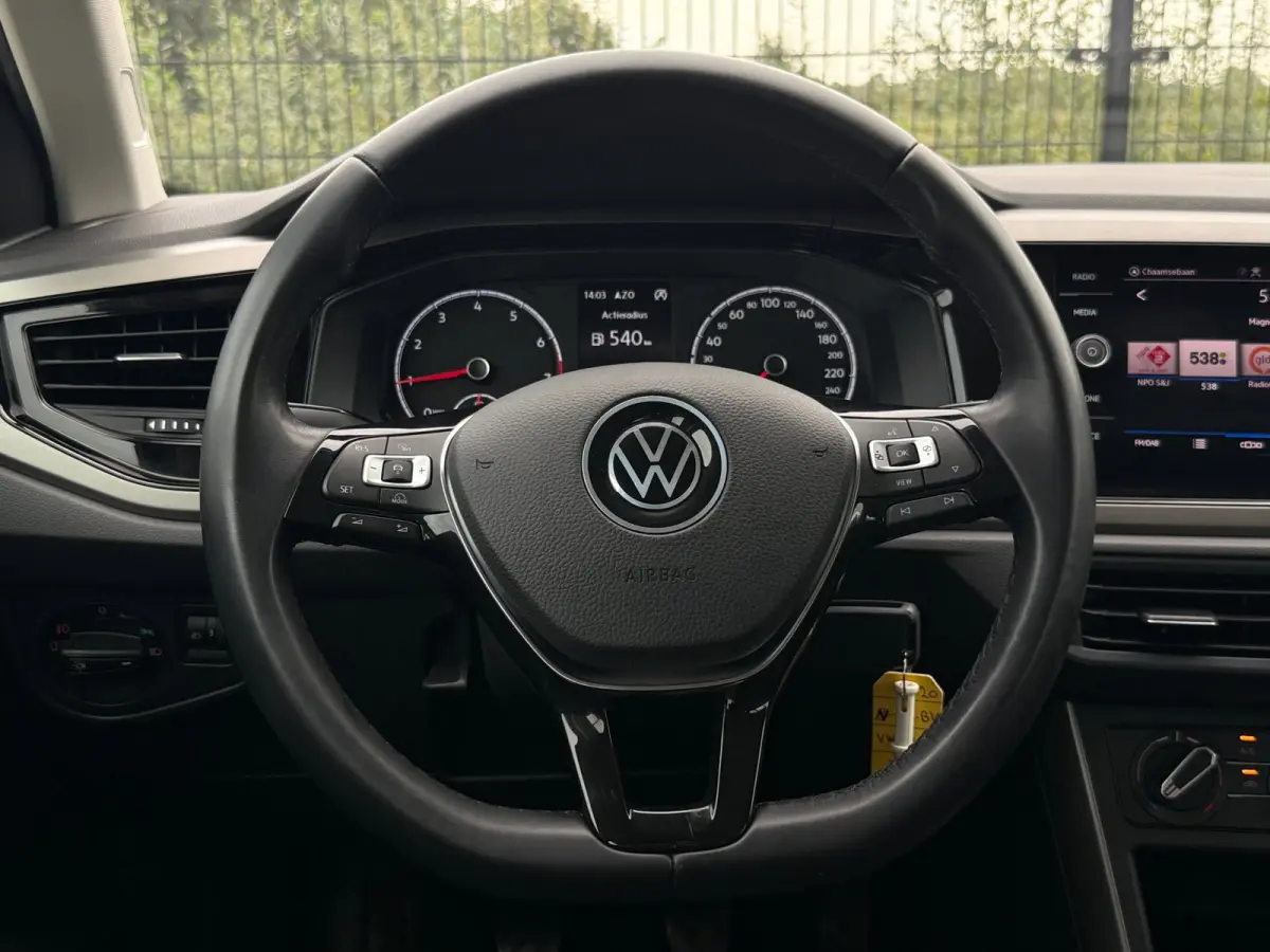 1.0 TSI Comfortline | Carplay | PDC | Trekhaak| NAVI | Bluetooth |