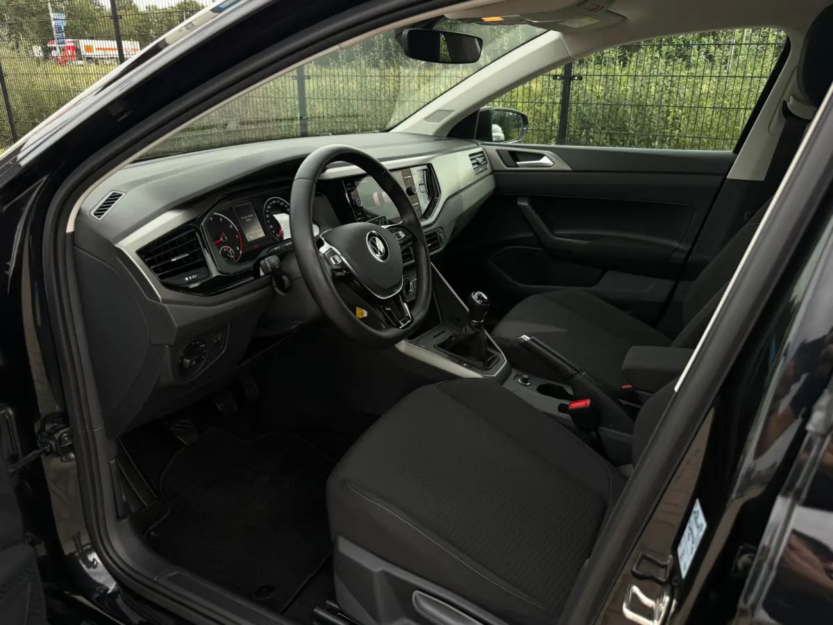 1.0 TSI Comfortline | Carplay | PDC | Trekhaak| NAVI | Bluetooth |