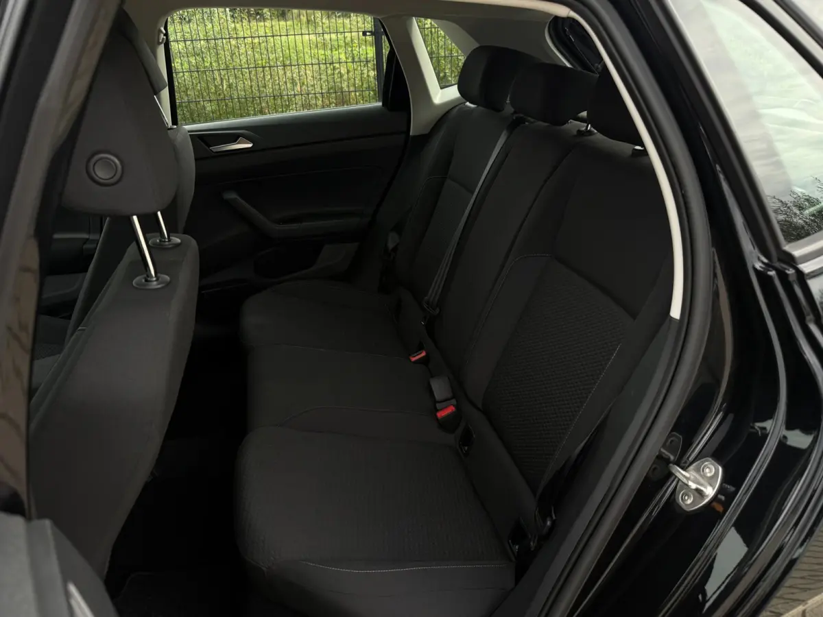 1.0 TSI Comfortline | Carplay | PDC | Trekhaak| NAVI | Bluetooth |