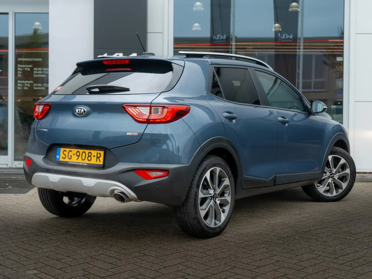 1.0 T-GDi DynamicLine | 120 PK| Climate control | Navigatie | PDC achter |