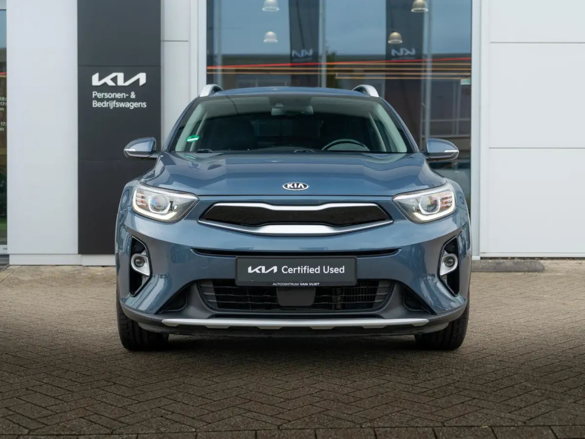 1.0 T-GDi DynamicLine | 120 PK| Climate control | Navigatie | PDC achter |