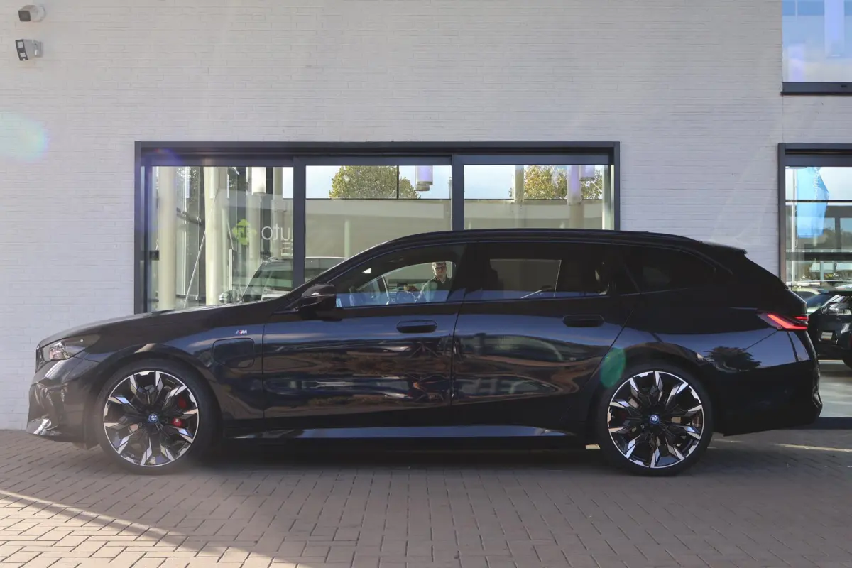 530e xDrive | SOH 100% | M Sport Pro | Driving Assistant Professional | Panoramadak | Trekhaak