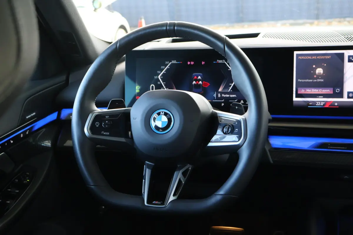 530e xDrive | SOH 100% | M Sport Pro | Driving Assistant Professional | Panoramadak | Trekhaak