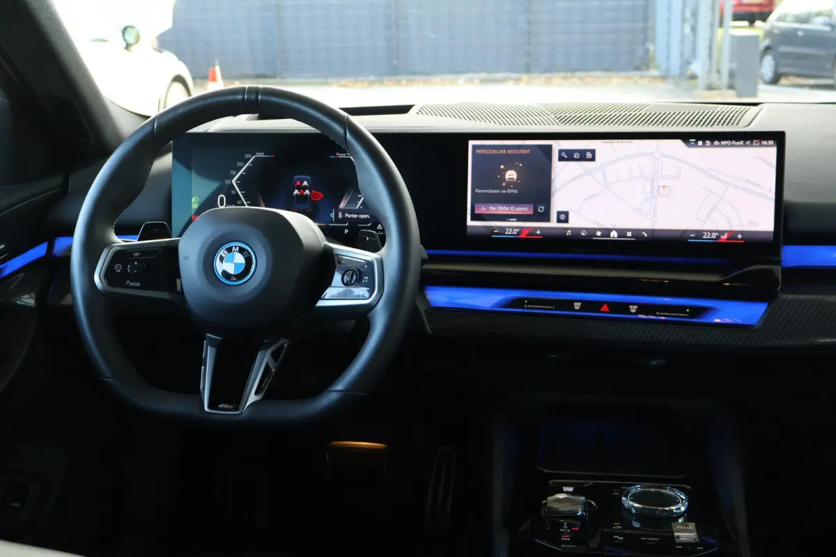 530e xDrive | SOH 100% | M Sport Pro | Driving Assistant Professional | Panoramadak | Trekhaak