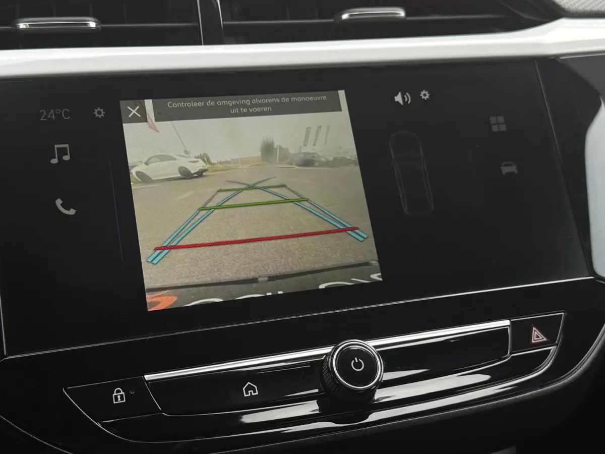 1.2 GS Line | LED | Camera | Parksens | Stoelverwarming | Carplay | Leder | Two Tone | BTW |