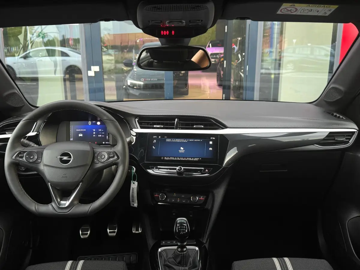 1.2 GS Line | LED | Camera | Parksens | Stoelverwarming | Carplay | Leder | Two Tone | BTW |