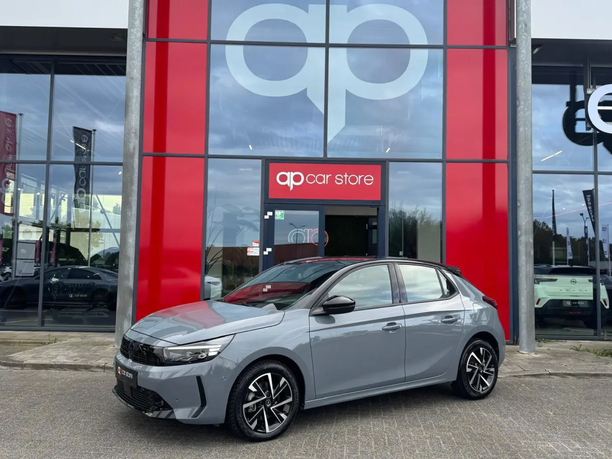 1.2 GS Line | LED | Camera | Parksens | Stoelverwarming | Carplay | Leder | Two Tone | BTW |