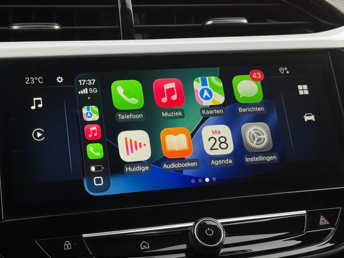 1.2 GS Line | LED | Camera | Parksens | Stoelverwarming | Carplay | Leder | Two Tone | BTW |