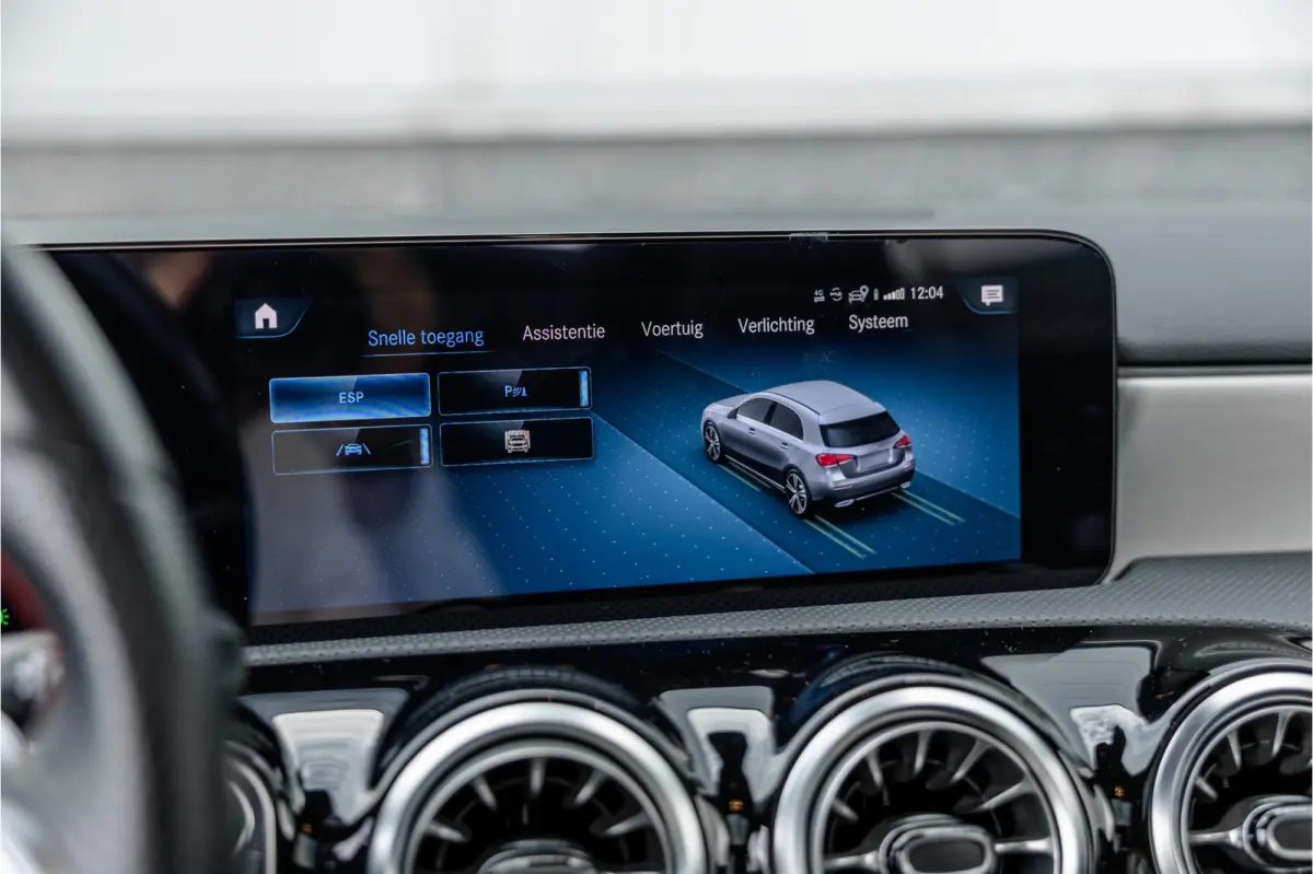 250 e AMG Line Pano / Sfeerverlichting / Carplay / Night Pakket / 18inch /