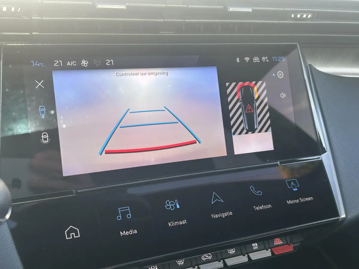 1.2 PureTech GT | Focal | Panoramisch schuifdak | Trekhaak | Apple Carplay/Android Auto