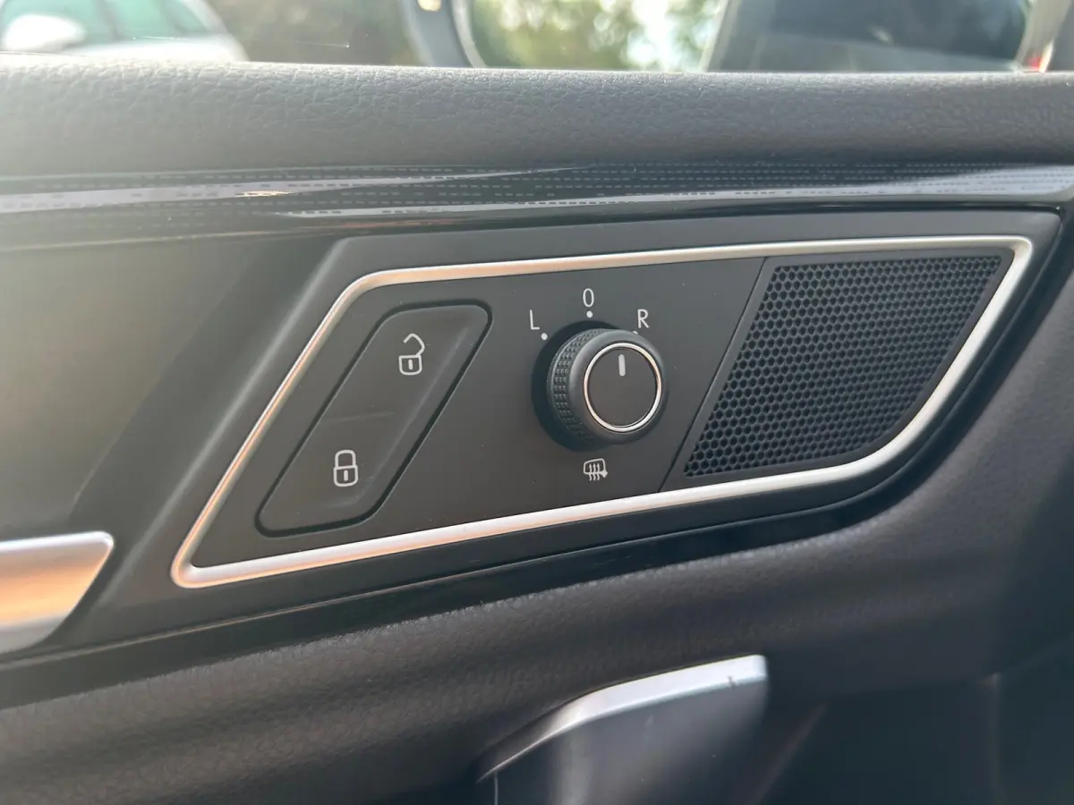 1.2 TSI Sound DSG Pdc/Ecc/Lmv/Pr-Glass
