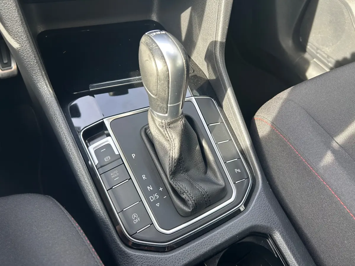 1.2 TSI Sound DSG Pdc/Ecc/Lmv/Pr-Glass