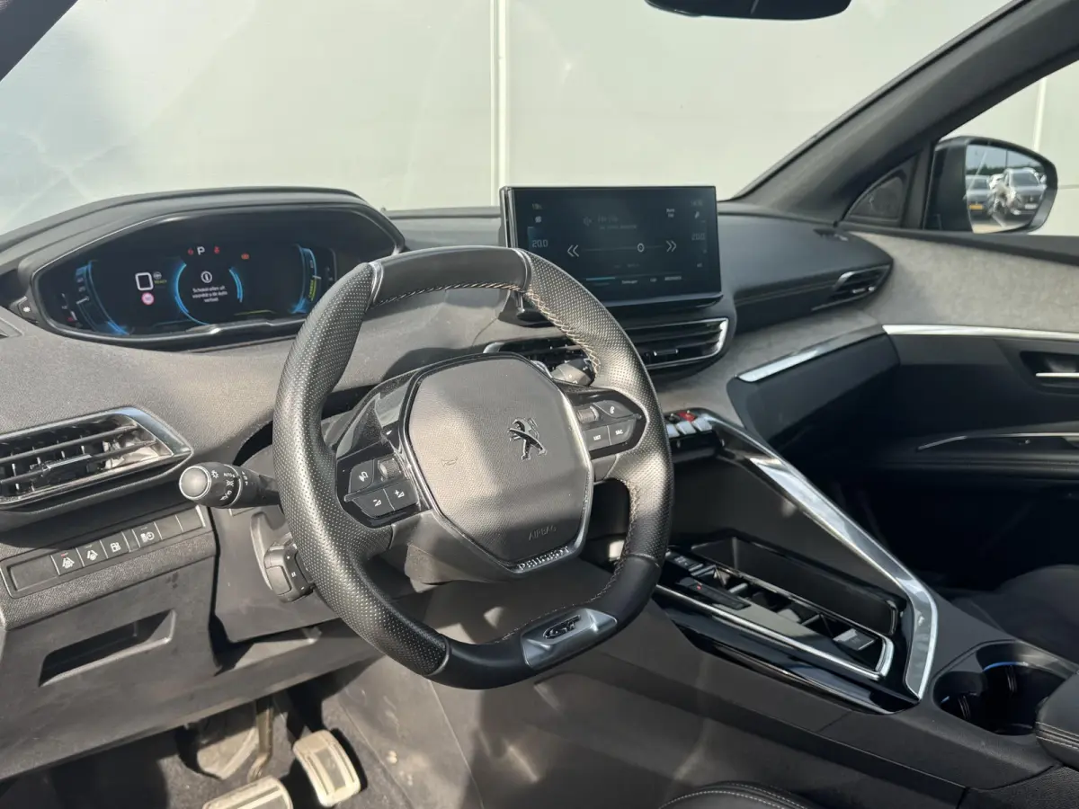 1.6 HYbrid 225 GT | Adaptieve Cruise Control | Camera | Keyless entry | Apple Carplay/Android Auto