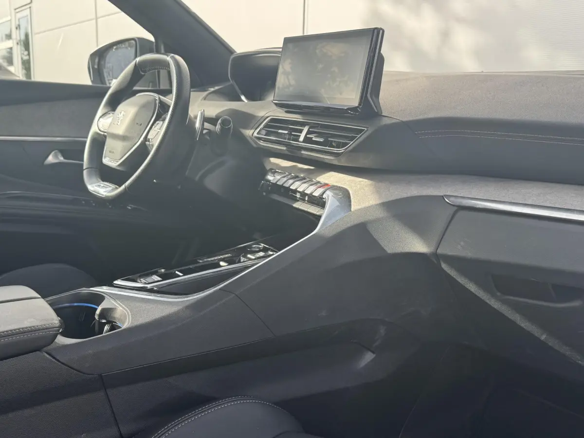 1.6 HYbrid 225 GT | Adaptieve Cruise Control | Camera | Keyless entry | Apple Carplay/Android Auto