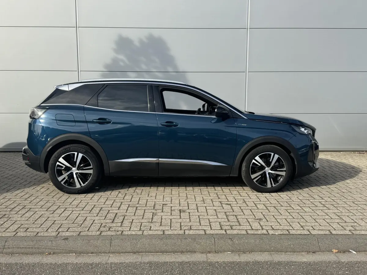 1.6 HYbrid 225 GT | Adaptieve Cruise Control | Camera | Keyless entry | Apple Carplay/Android Auto
