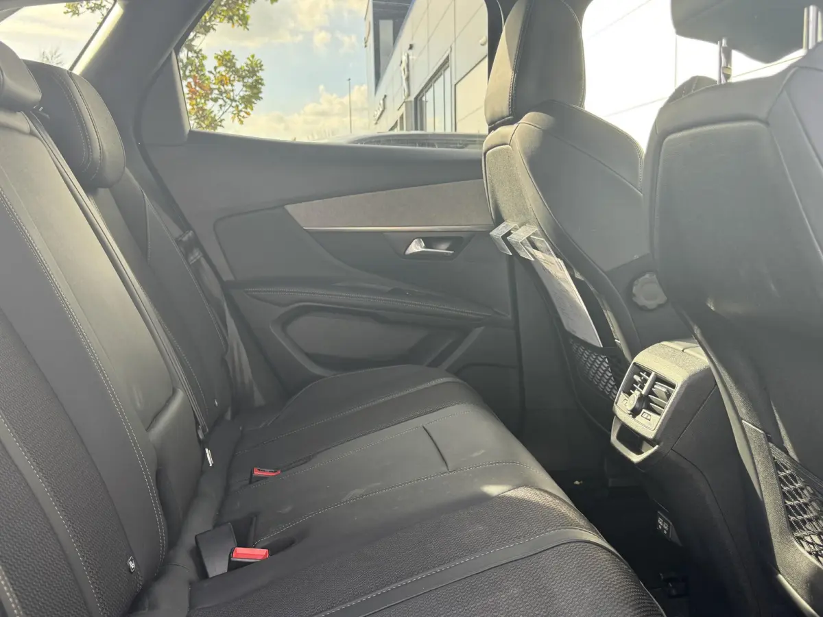 1.6 HYbrid 225 GT | Adaptieve Cruise Control | Camera | Keyless entry | Apple Carplay/Android Auto