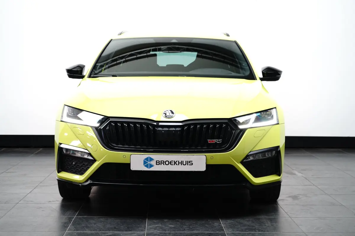 1.4 TSI RS iV PHEV Business | Achteruitrijcamera | Lichtmetalen velgen 5-spaaks 19" | Matrix LED koplampen