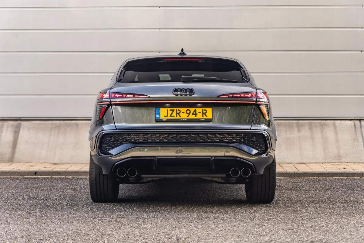 1.5 e-hybrid 272pk S edition | Tech Pro | Dubbele Uitlaat | Head-up | Sonos