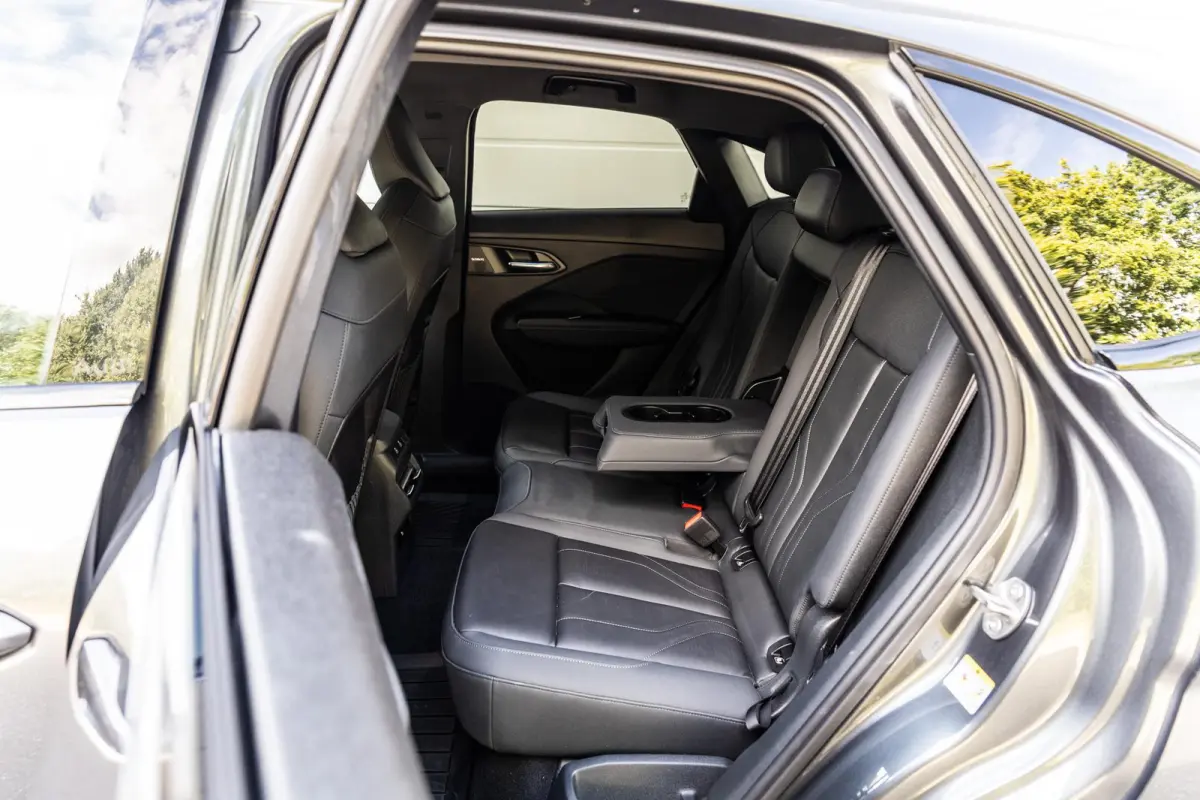 1.5 e-hybrid 272pk S edition | Tech Pro | Dubbele Uitlaat | Head-up | Sonos