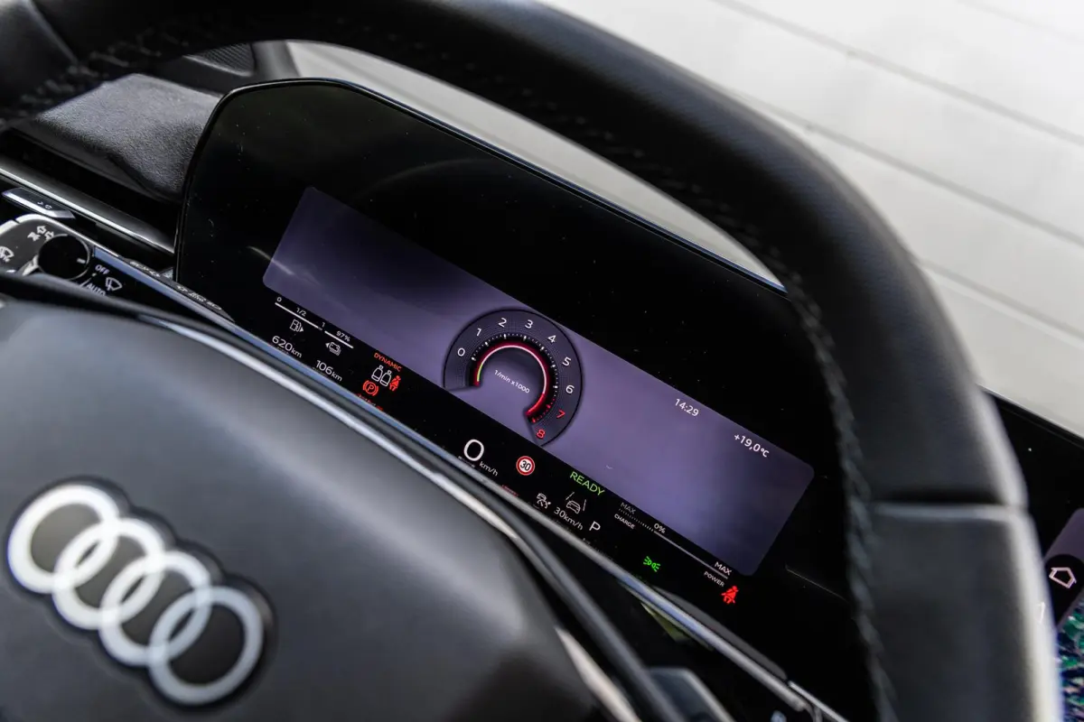1.5 e-hybrid 272pk S edition | Tech Pro | Dubbele Uitlaat | Head-up | Sonos