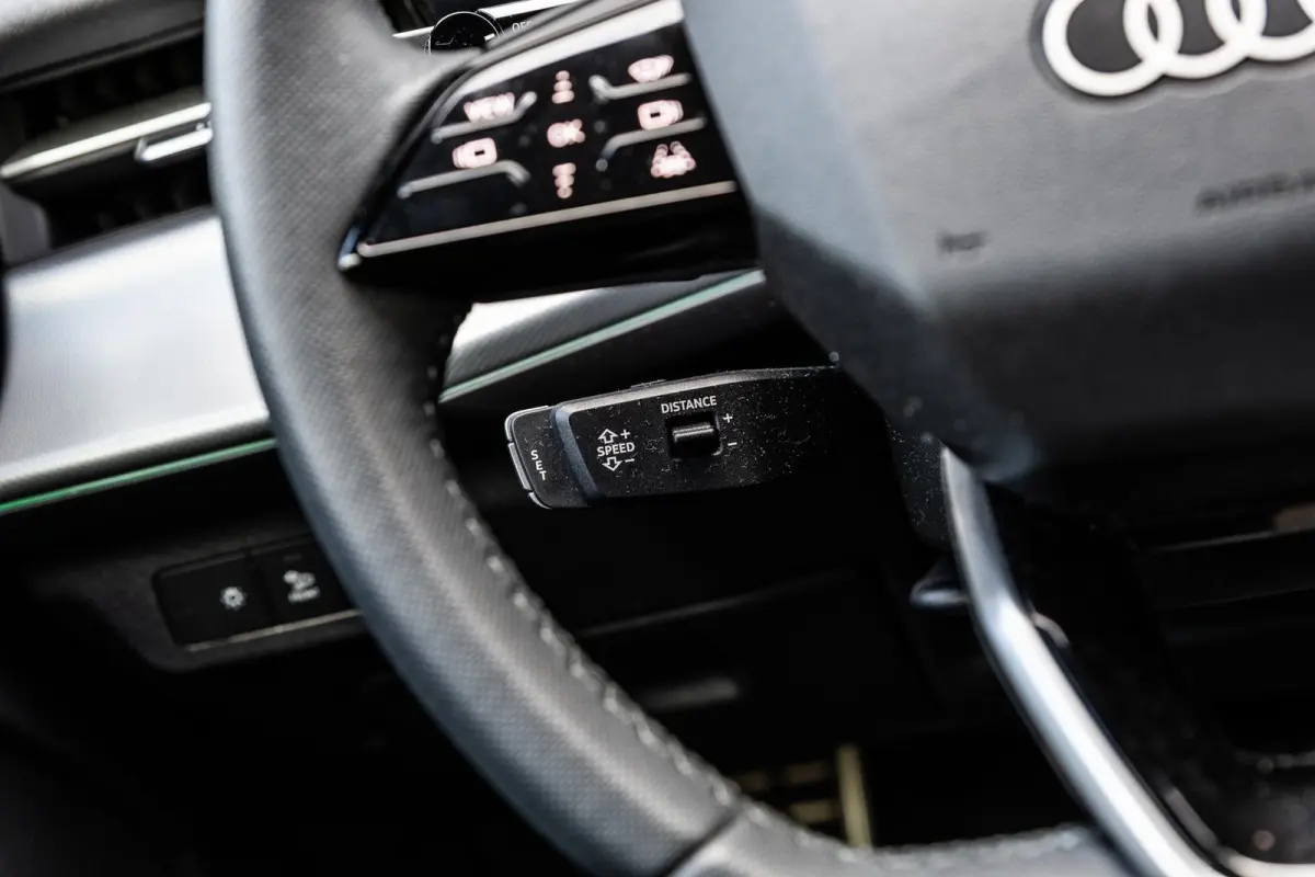 1.5 e-hybrid 272pk S edition | Tech Pro | Dubbele Uitlaat | Head-up | Sonos