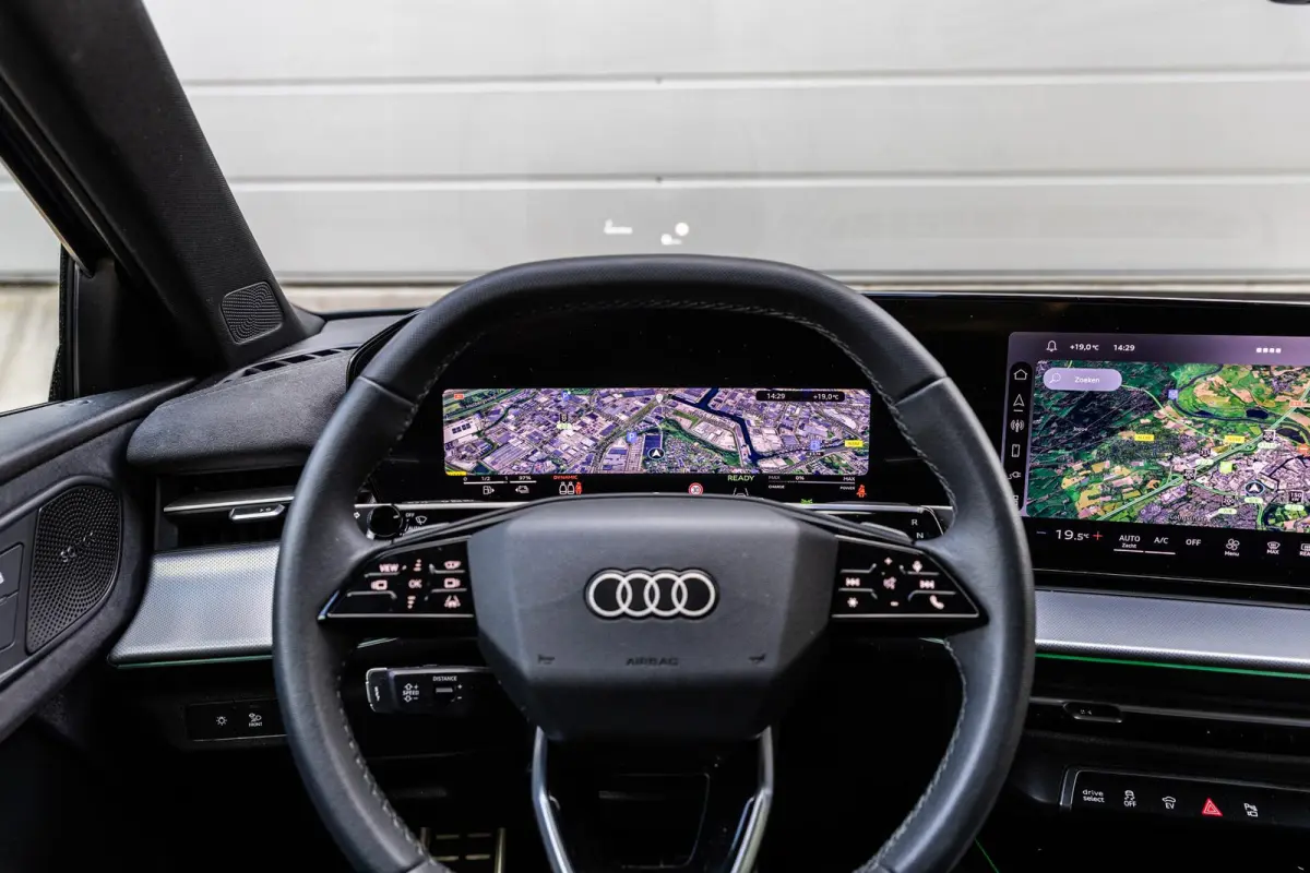 1.5 e-hybrid 272pk S edition | Tech Pro | Dubbele Uitlaat | Head-up | Sonos