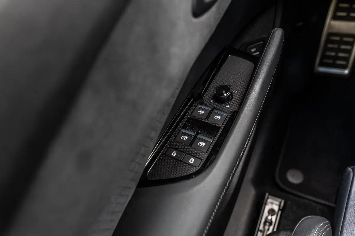 1.5 e-hybrid 272pk S edition | Tech Pro | Dubbele Uitlaat | Head-up | Sonos