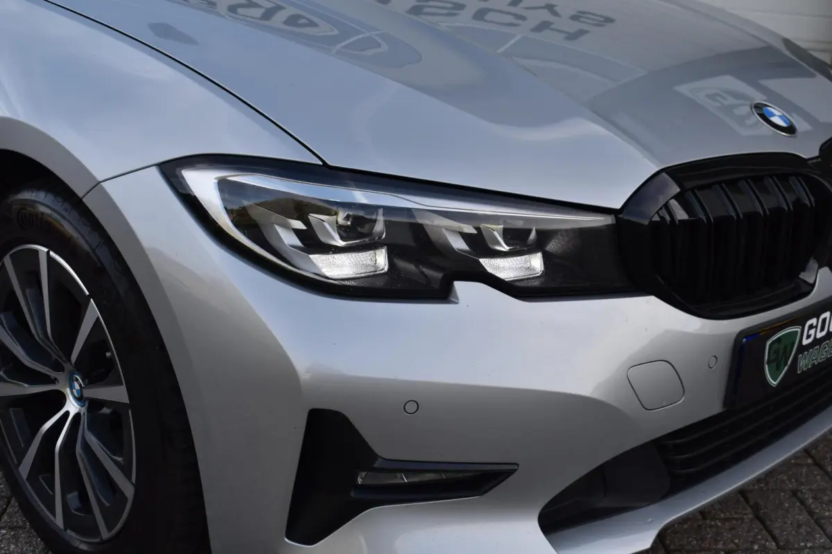 320i Executive Edition | Comfort stoelen | Carplay |