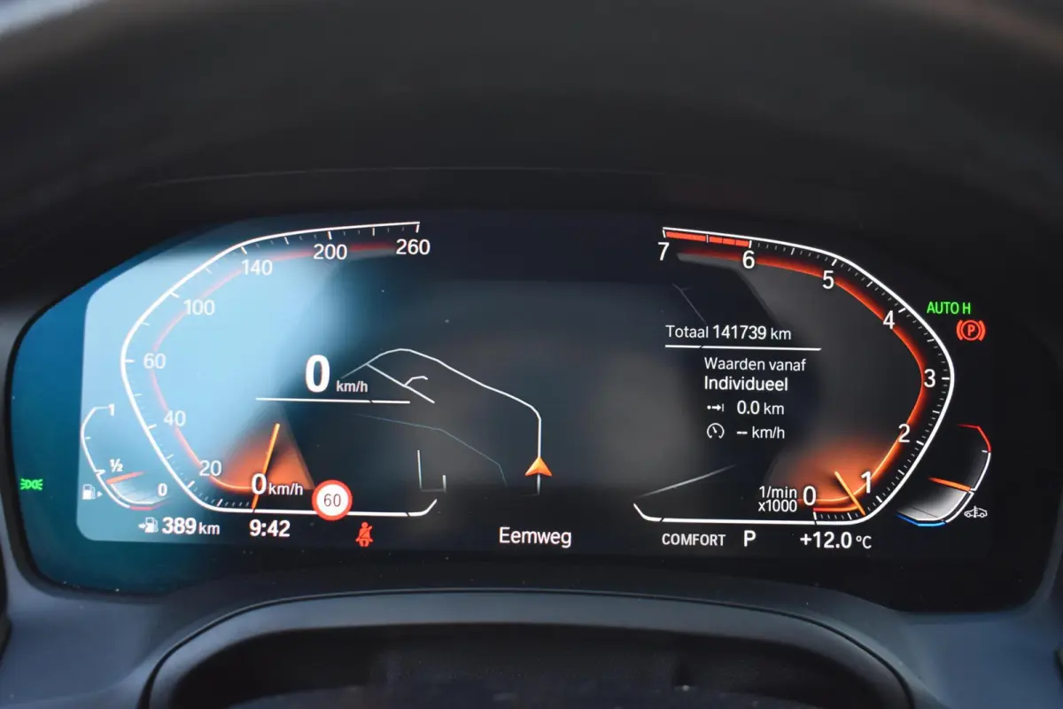 320i Executive Edition | Comfort stoelen | Carplay |