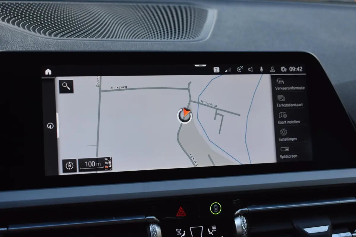 320i Executive Edition | Comfort stoelen | Carplay |