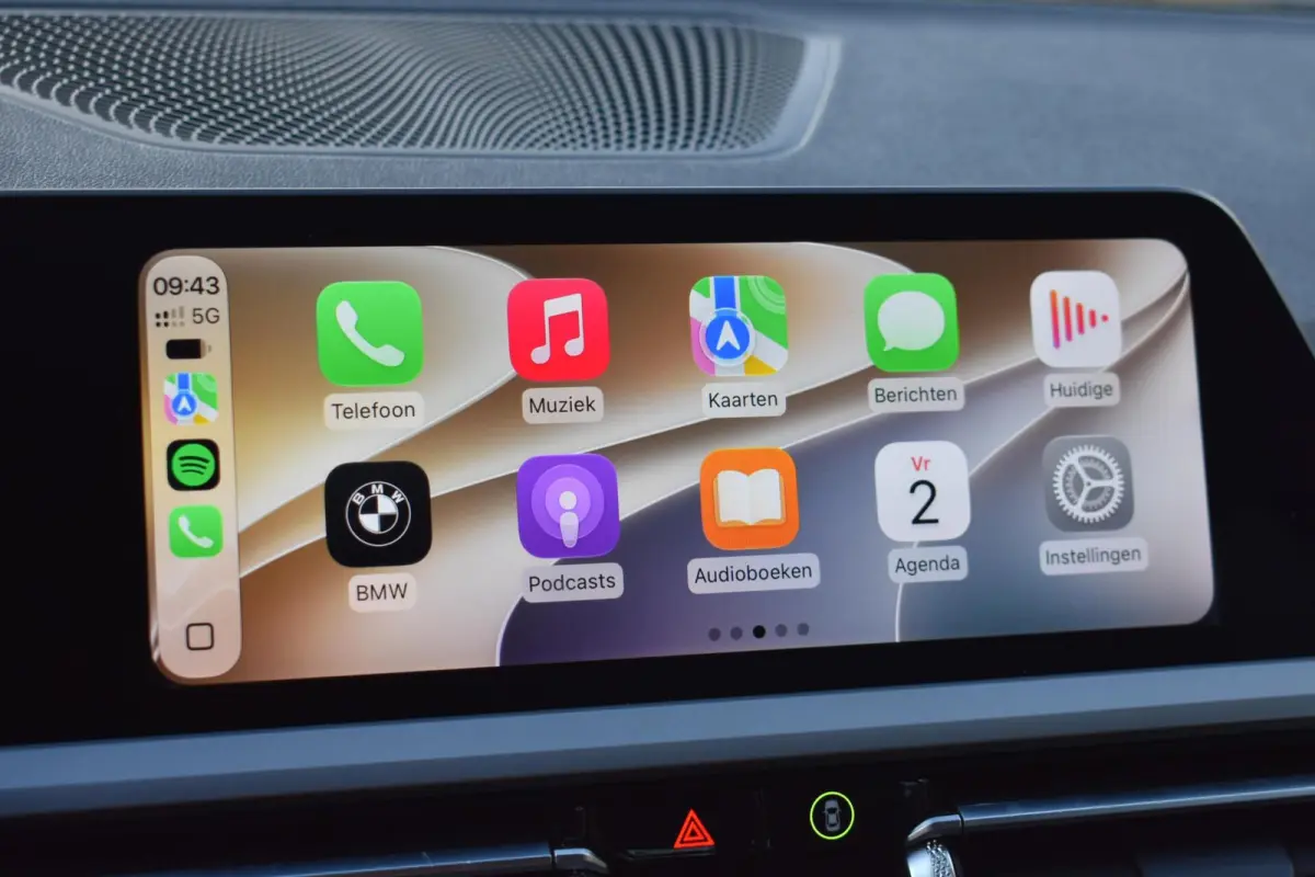 320i Executive Edition | Comfort stoelen | Carplay |