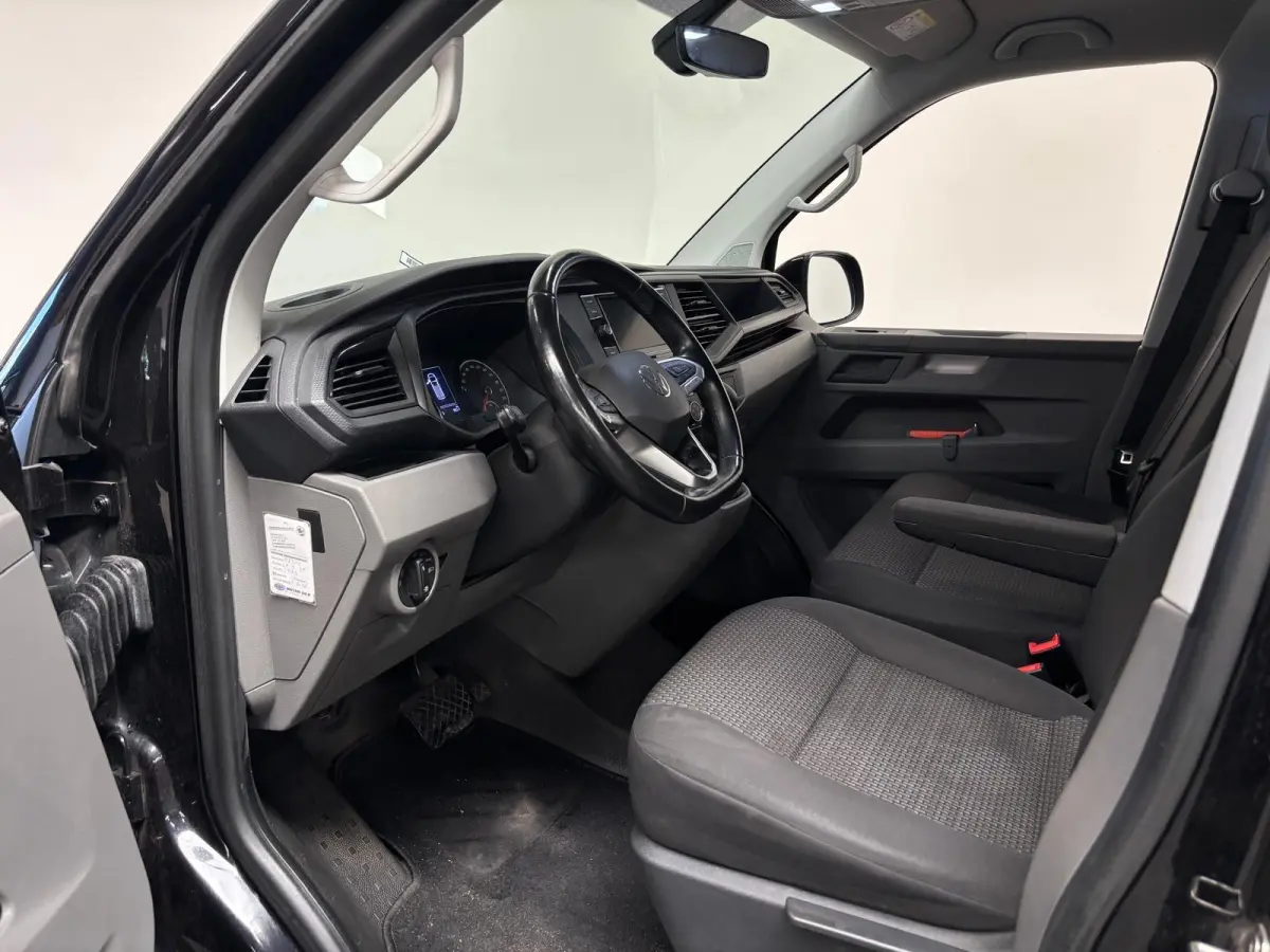 2.0 TDI L2H1 28 Dubbele Cabine Highline Automaat Cruise Control Airco Navigatie Parkeersensoren Camera