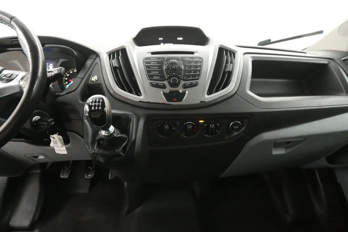 2.0 TDCI L3H2 | 2800kg Trekgew. | Airco | Cruise | Camera | 3 Zits | Trekhaak | Parkeersens.