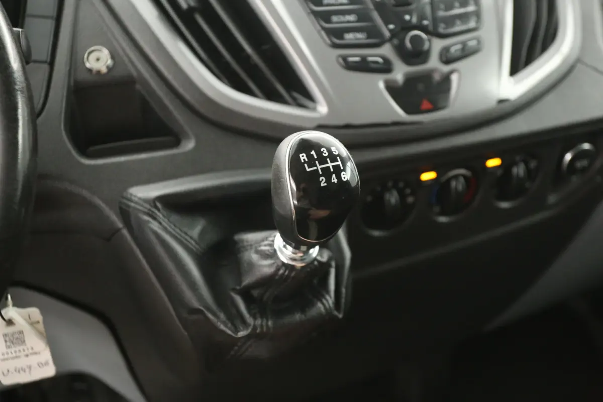 2.0 TDCI L3H2 | 2800kg Trekgew. | Airco | Cruise | Camera | 3 Zits | Trekhaak | Parkeersens.
