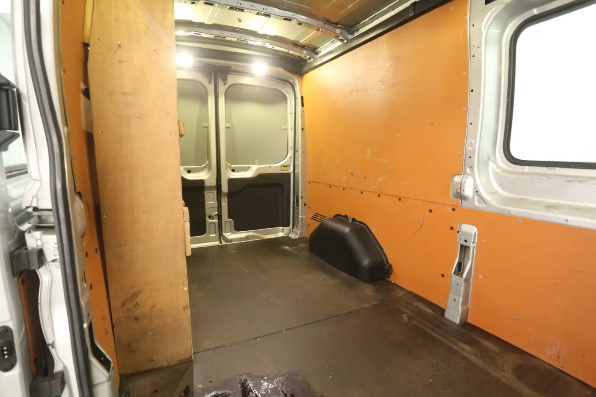 2.0 TDCI L3H2 | 2800kg Trekgew. | Airco | Cruise | Camera | 3 Zits | Trekhaak | Parkeersens.