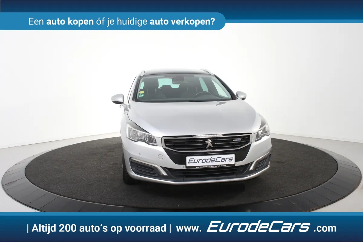1.6 BlueHDi *Navigatie*Panoramadak*HUD*PDC*