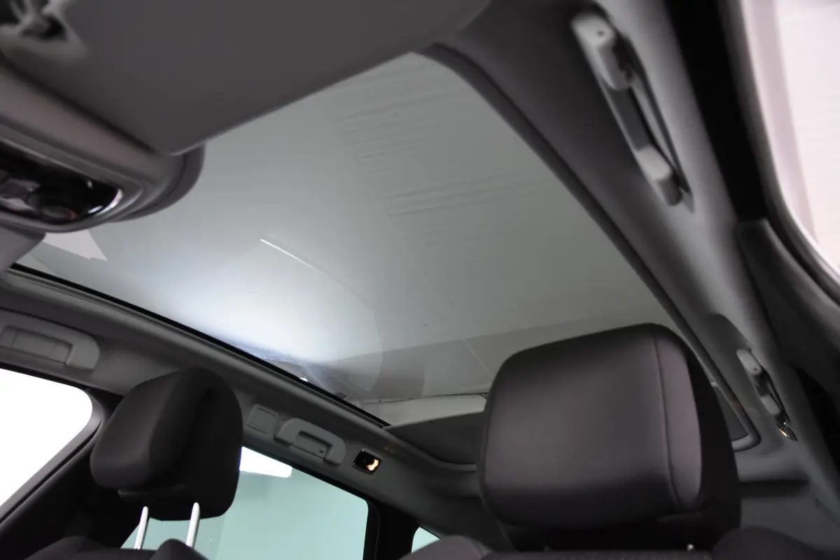 1.6 BlueHDi *Navigatie*Panoramadak*HUD*PDC*