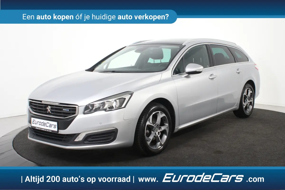 1.6 BlueHDi *Navigatie*Panoramadak*HUD*PDC*