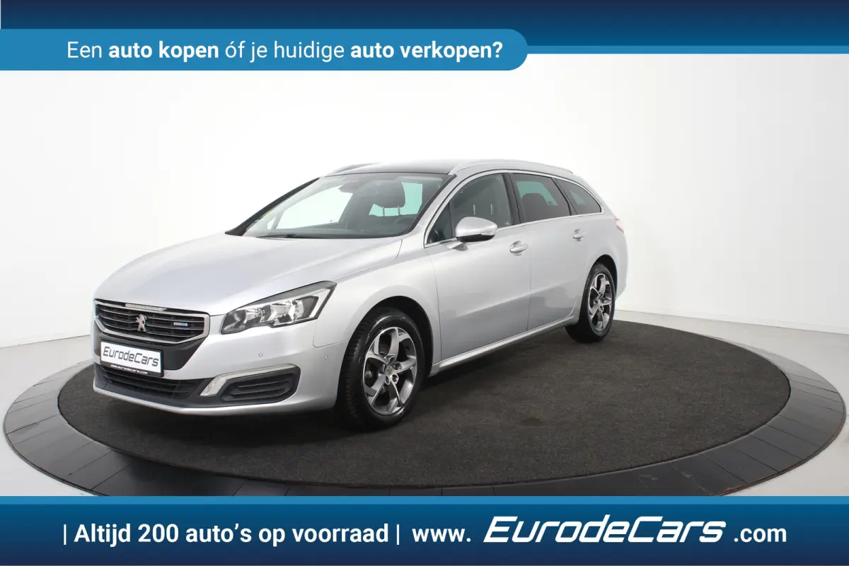 1.6 BlueHDi *Navigatie*Panoramadak*HUD*PDC*