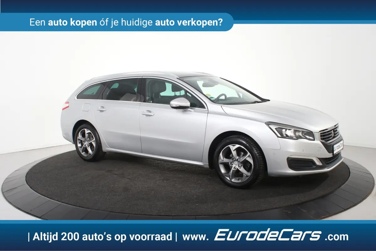 1.6 BlueHDi *Navigatie*Panoramadak*HUD*PDC*