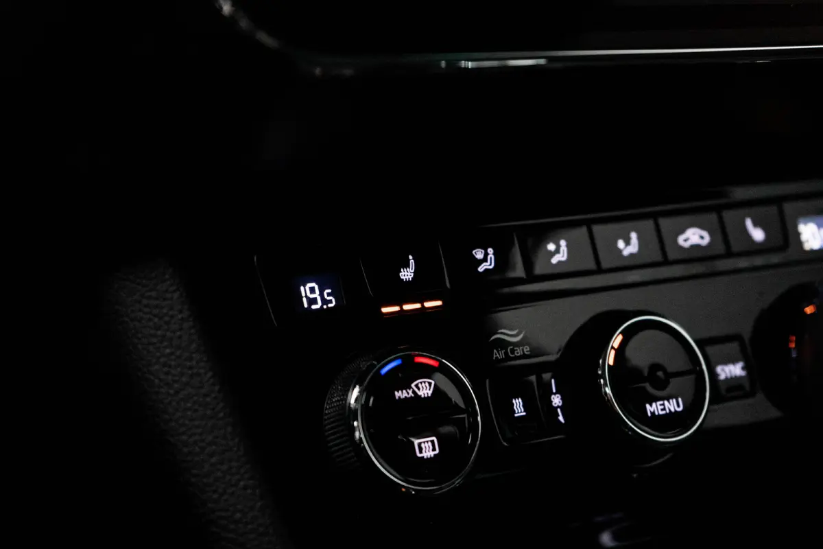 1.4 iV TSI 218PK DSG-6 Ambition | NAVIGATIE | CAMERA | STOELVERW. | ADAPT. CRUISE | 17 INCH | APP CONNECT