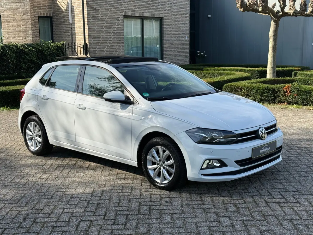 1.0 TSI Highline PANO I 1E EIG I CAMERA I PDC I CARPLAY I ZEER MOOI