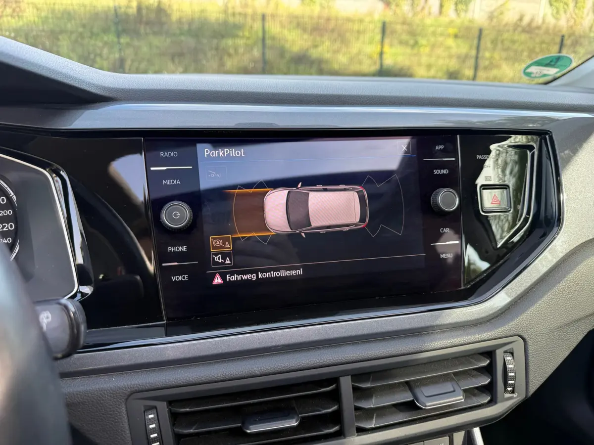 1.0 TSI Highline PANO I 1E EIG I CAMERA I PDC I CARPLAY I ZEER MOOI