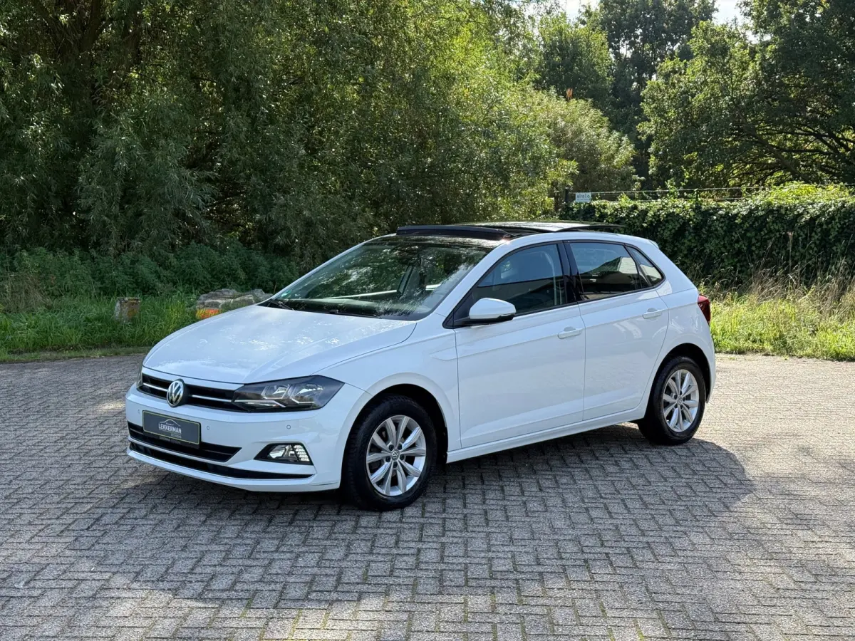 1.0 TSI Highline PANO I 1E EIG I CAMERA I PDC I CARPLAY I ZEER MOOI