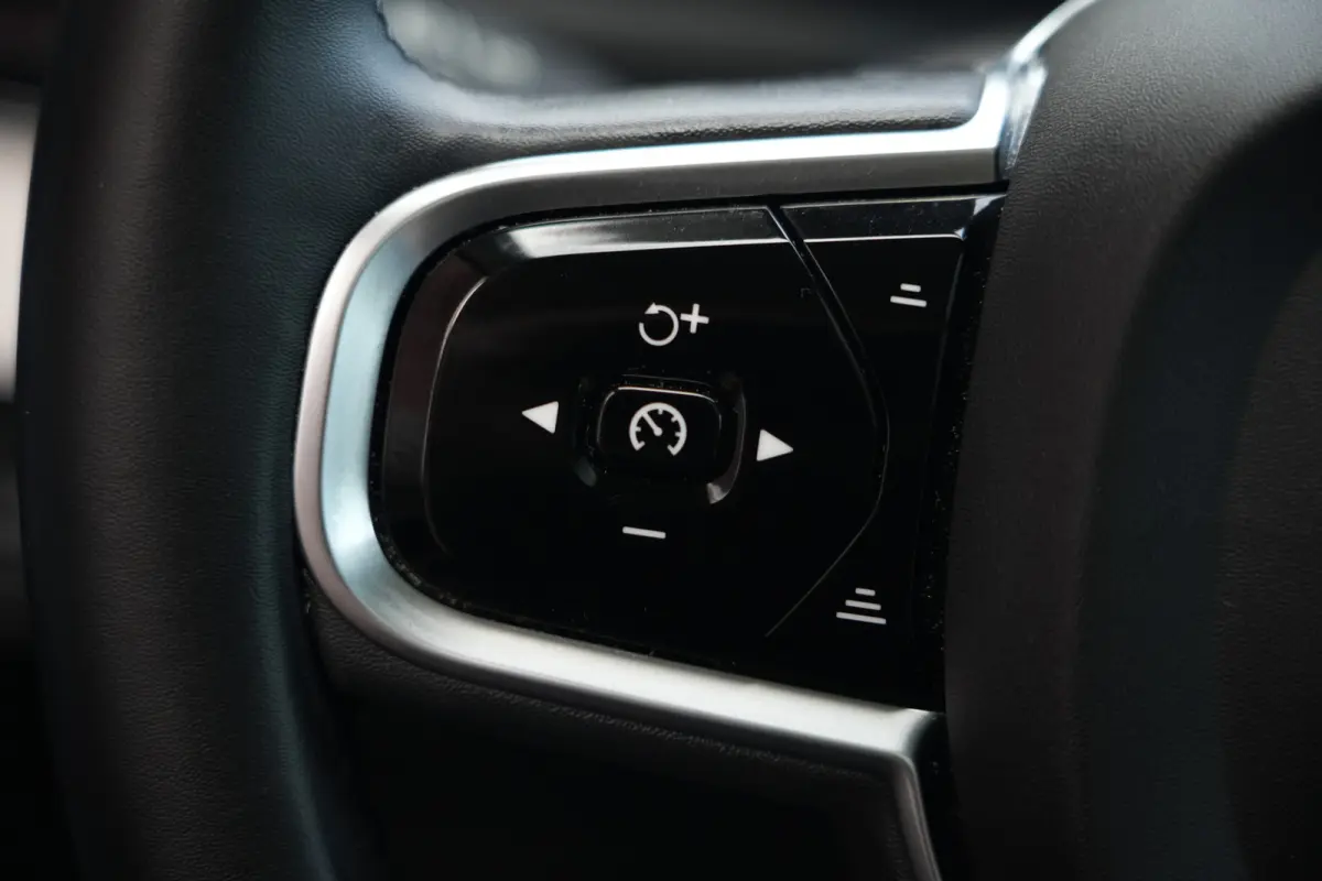 2.0 T8 Recharge AWD Plus Bright | 455 PK | Panoramadak | Leder | ACC | 360 Camera | HarmanKardon | Volvo XC90 2.0 T8 Recharge AWD Plus Bright 455 PK met 2.0-liter viercilinder plug-in hybrid