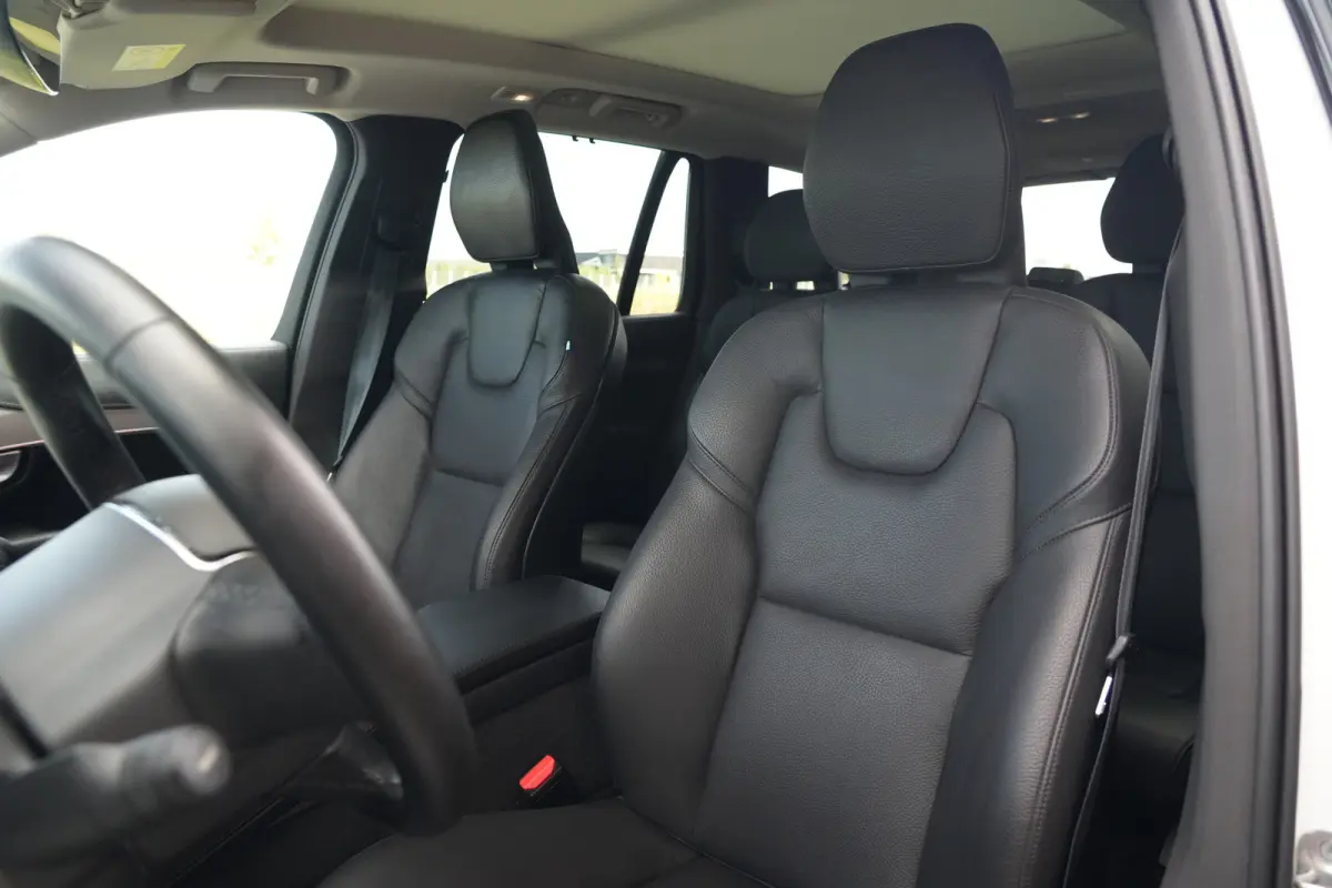 2.0 T8 Recharge AWD Plus Bright | 455 PK | Panoramadak | Leder | ACC | 360 Camera | HarmanKardon | Volvo XC90 2.0 T8 Recharge AWD Plus Bright 455 PK met 2.0-liter viercilinder plug-in hybrid
